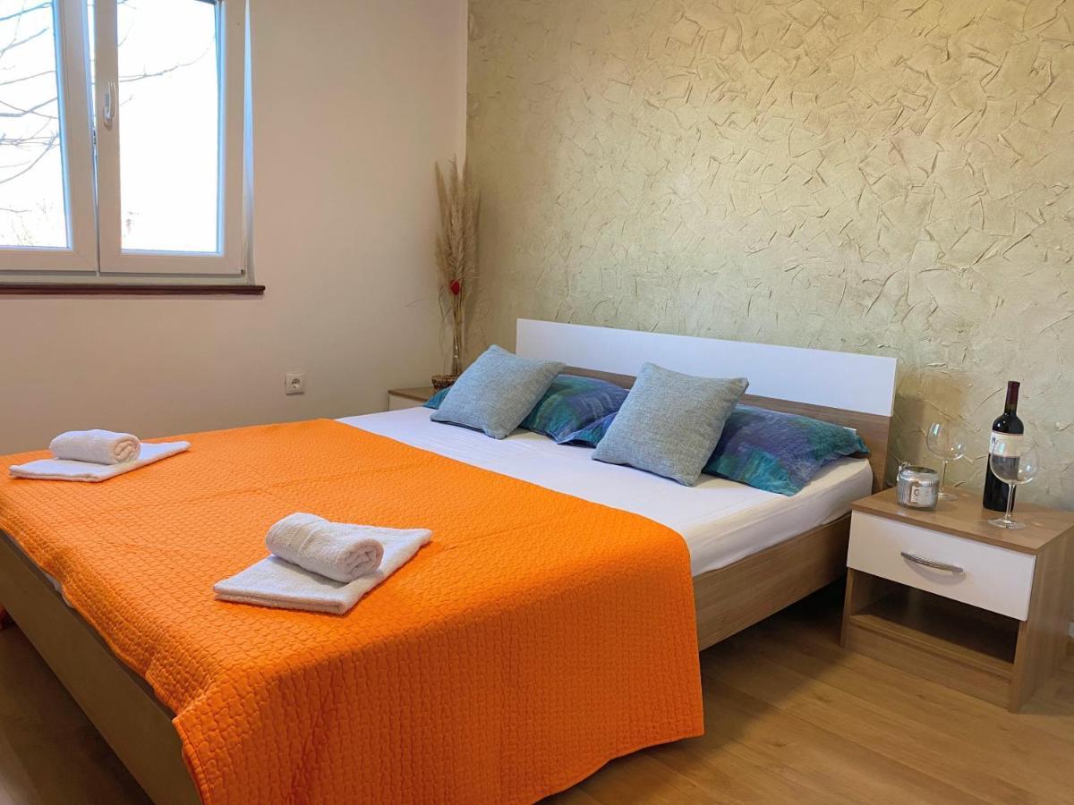 Villa Marie With Pool, Two Bedrooms For 4+2Kids Cavoglave المظهر الخارجي الصورة