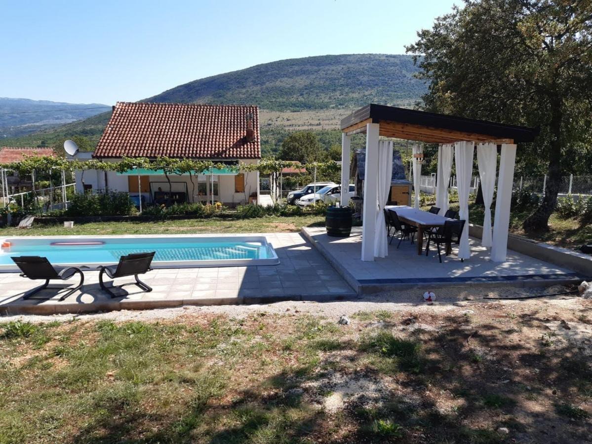 Villa Marie With Pool, Two Bedrooms For 4+2Kids Cavoglave المظهر الخارجي الصورة