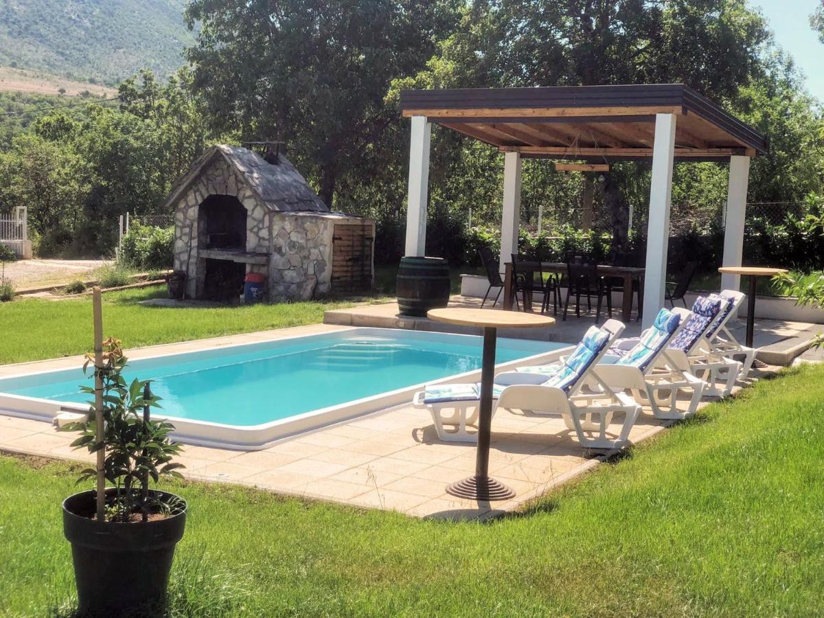 Villa Marie With Pool, Two Bedrooms For 4+2Kids Cavoglave المظهر الخارجي الصورة