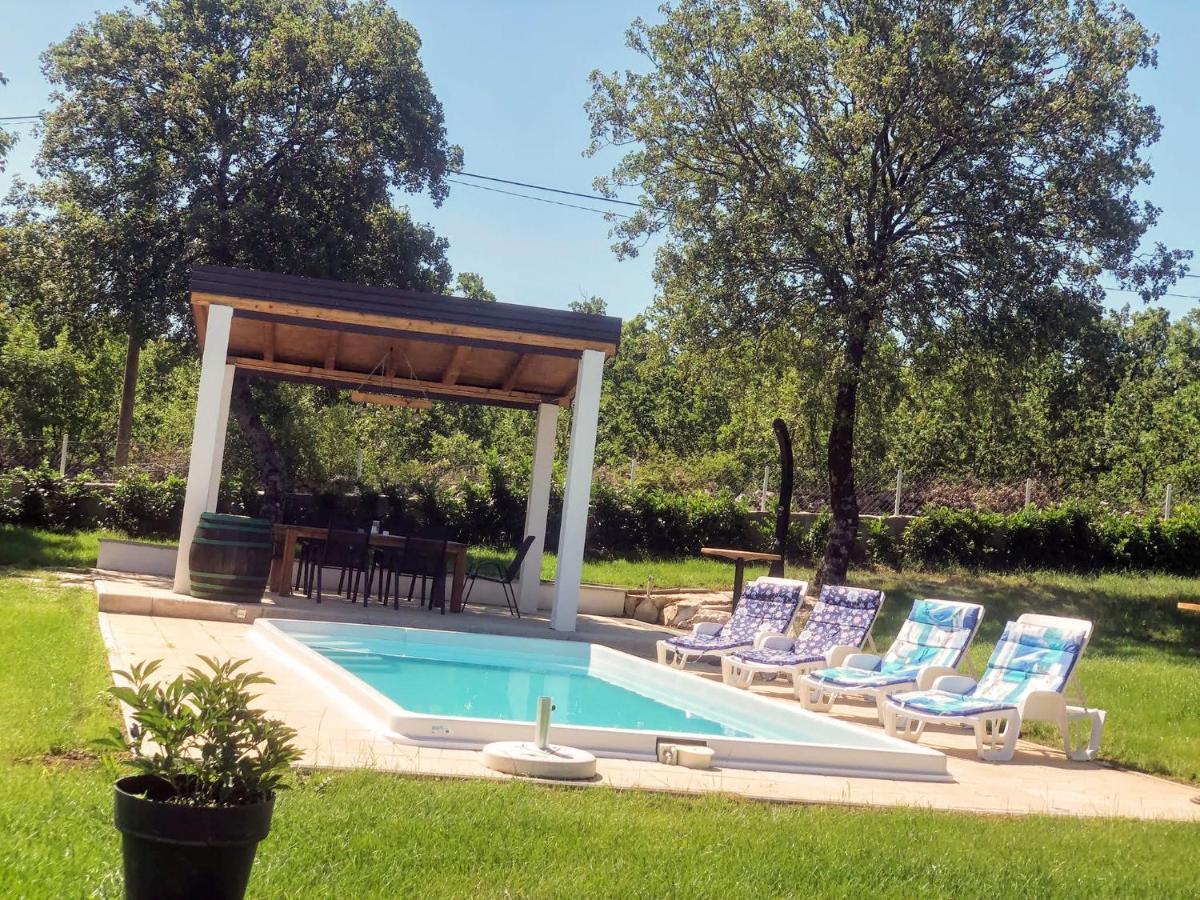 Villa Marie With Pool, Two Bedrooms For 4+2Kids Cavoglave المظهر الخارجي الصورة